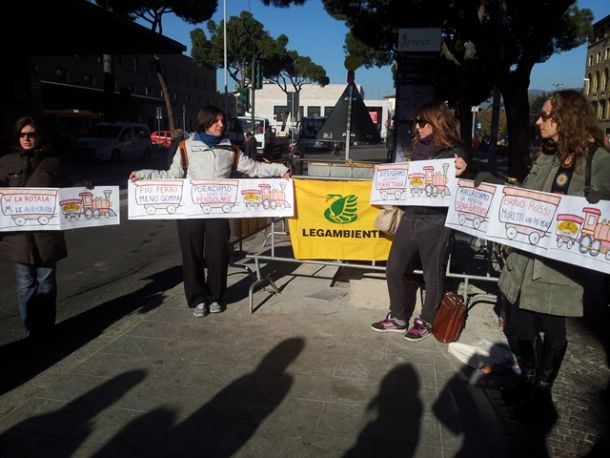 Trasporto pubblico, Rapporto Pendolaria 2013