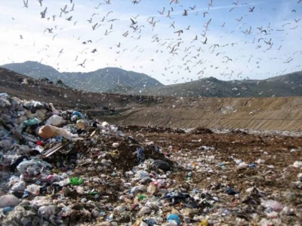 Rifiuti in discarica, ridurre gli odori è tassativo