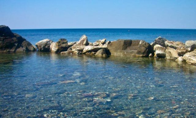 Un tratto della costa livornese