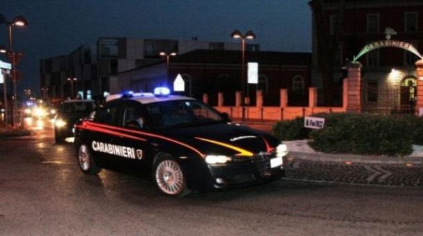 Due ragazzi uccisi a coltellate la notte di Natale