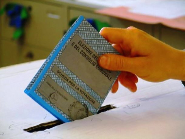 Urna alle elezioni amministrative