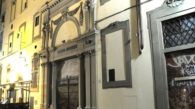 ingresso del Teatro Niccolini