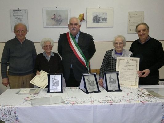 Da sinitra Tercilia Vinci, il sindaco Paolo Bassetti e Maria Gentilini