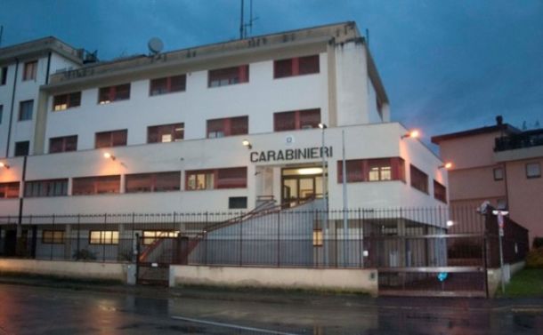 a caserma dei carabinieri di Figline Valdarno