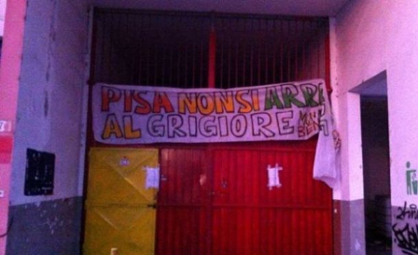 L'ex colorificio toscano occupato e poi di nuovo sgomberato a Pisa