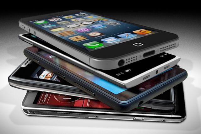 Italiani a tutto smartphones
