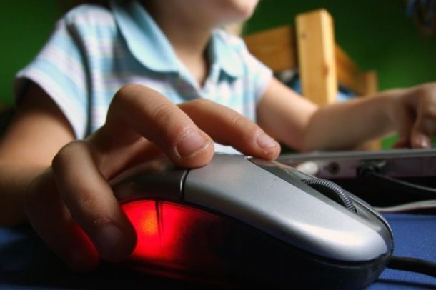 Pedopornografia via web