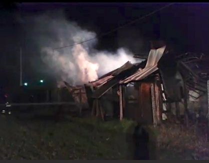 L'incendio alle baracche di Torre del Lago