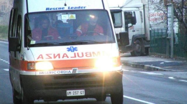 La donna è stata portata all'ospedale della Gruccia in codice giallo