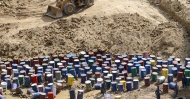 Rifiuti tossici stoccati nella Terra dei Fuochi