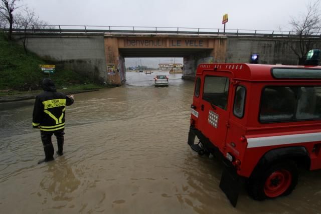 Maltempo, gli interventi dei vigili del fuoco