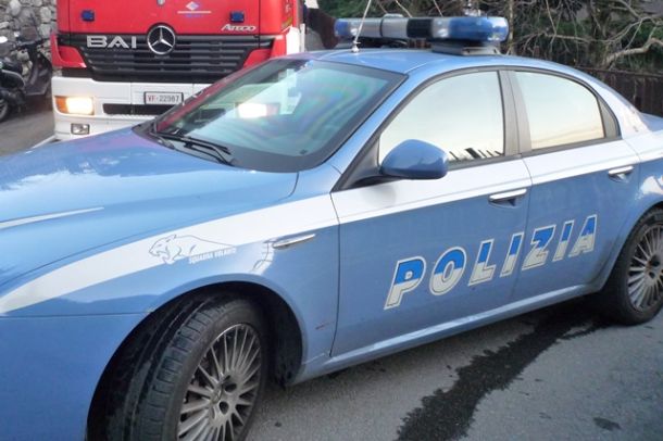 Polizia stradale di Toscana e Friuli, blitz contro il furto di autobus