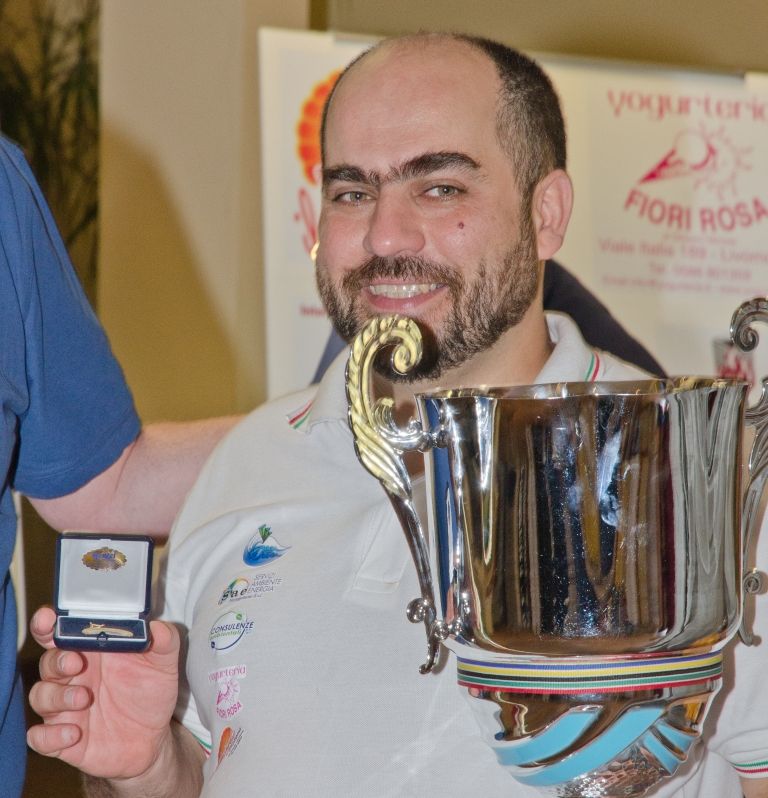 Il livornese Mic nella prima difesa del titolohele Borghetti, campione mondiale in carica di dama inglese