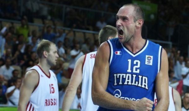 Italia batte Russia, la grinta di Cusin