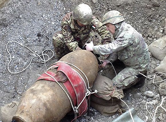 Un'operazione di disinnesco di un ordigno bellico vicino a Peretola