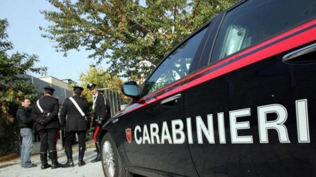 Le indagini sulla rapina sono affidate ai carabinieri