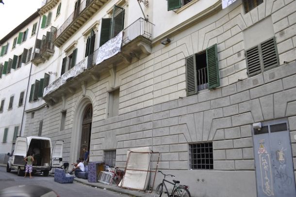 Un momento dell'occupazione dell'ex collegio Alla Querce di Firenze sabato 20 luglio