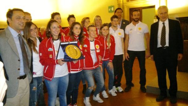 Le ragazze della NGM Waterpolo Firenze