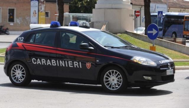 L'uomo che ha picchiato la moglie è stato arrestato dai carabinieri