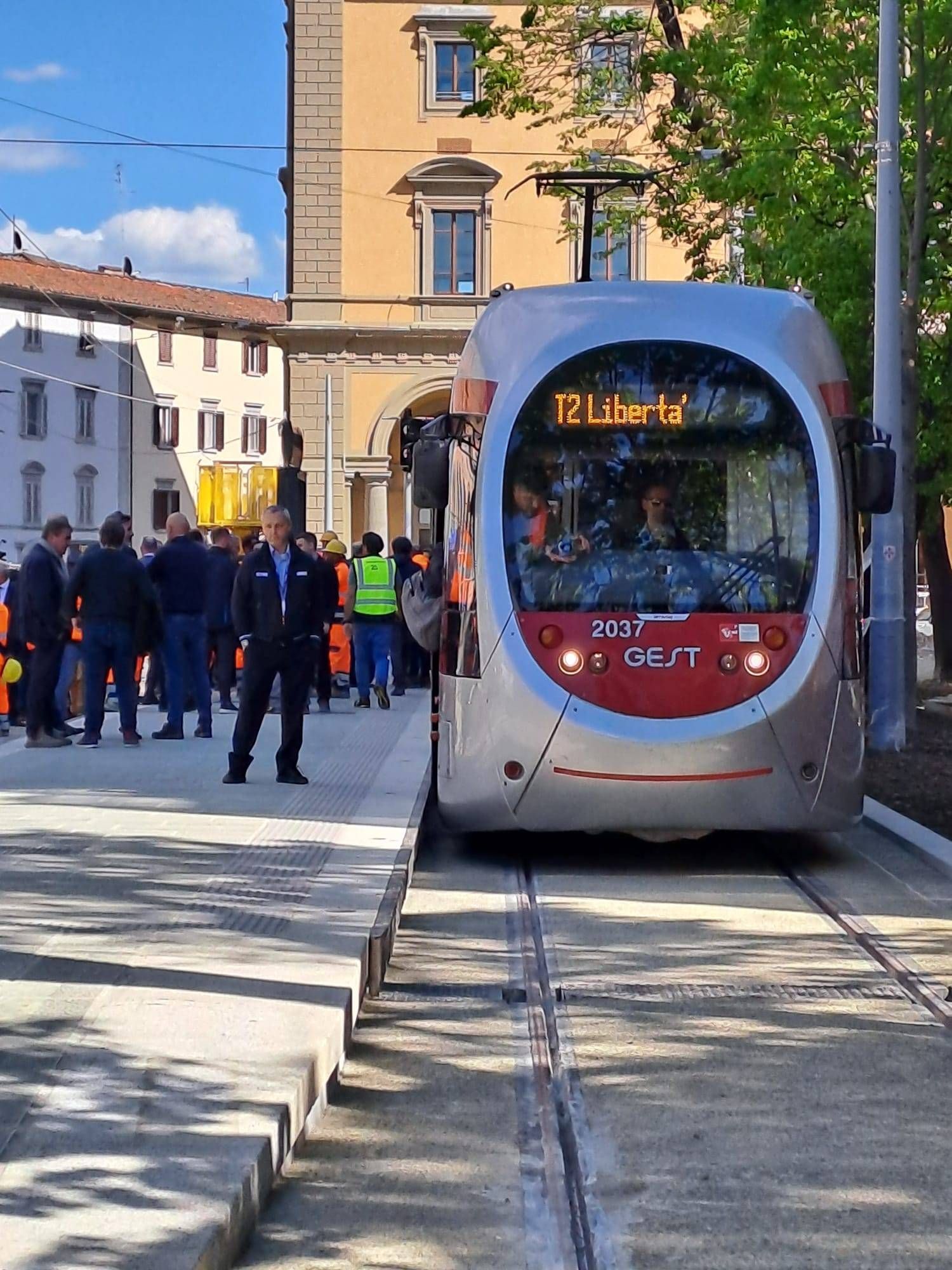 Test della Tramvia in piazza della Libertà (foto Firenzepost)