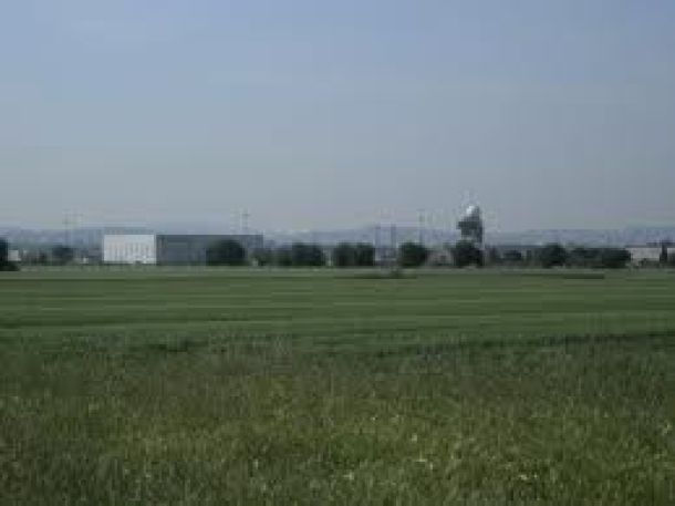 L'aeroporto di Peretola? Meglio vederlo solo da lontano secondo i viaggiatori