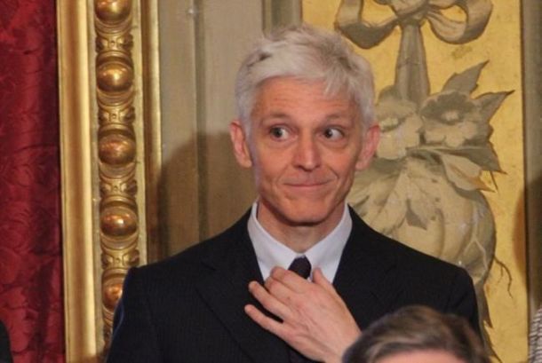 Il ministro Bray tenta di evitare la liquidazione del Maggio