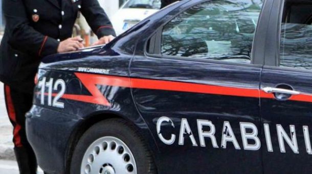 Le indagini dei carabinieri, interrogati compagno, amici e conoscenti