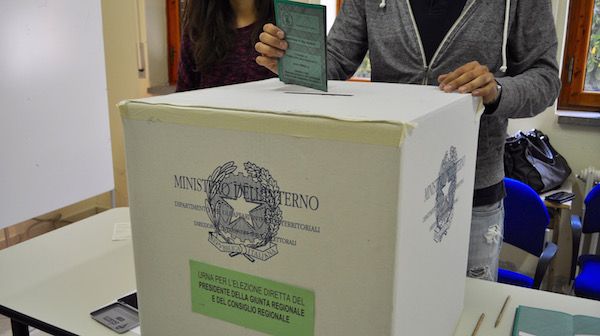 Urna elettorale elezioni regionali 2015