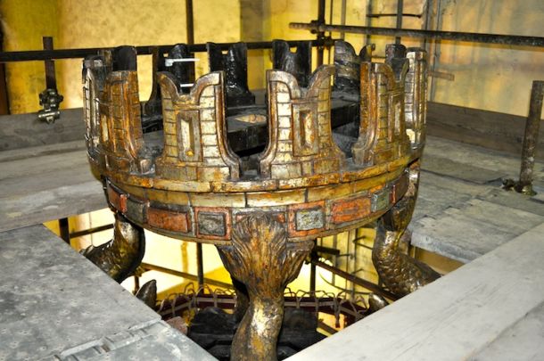 La preparazione dello scoppio del Carro