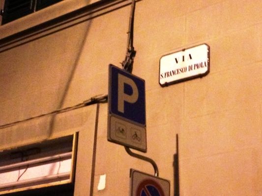 Via San Francesco di Paola, a due passi da piazza Tasso