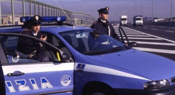 Stradale arresta latitante nel livornese