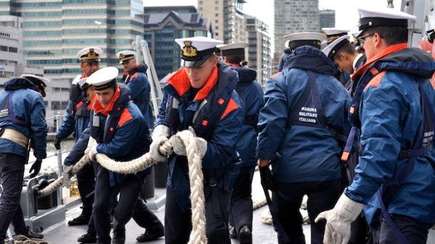 Personale di manovra di Nave Durand de la Penne