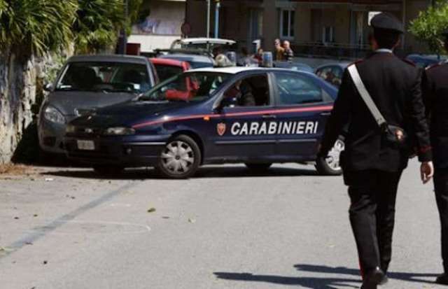 Anziana compie una rapina in banca