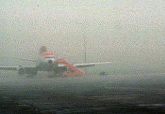 Voli dirottati per nebbia su Firenze