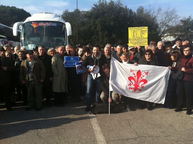 Dalla Toscana per difendere Silvio Berlusconi