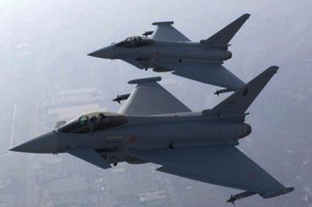 Due caccia Eurofighter dell'Aeronautica Militare