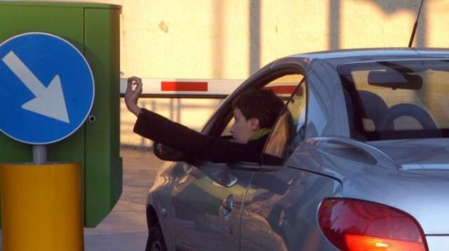 Un incontro per discutere dei parcheggi negli ospedali di Pistoia, Lucca, Massa e Prato