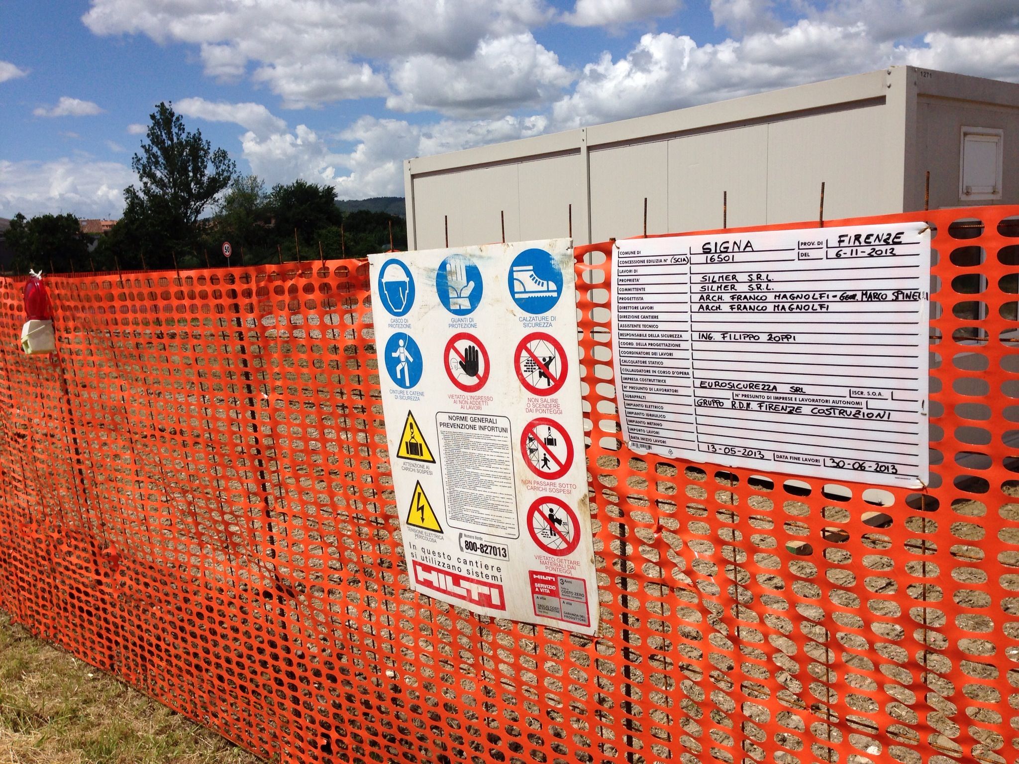 Via dei Colli, angolo via Madre Teresa: qui in estate aprirà un nuovo discount DiPiù