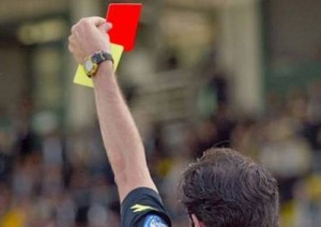 Mano pesante del giudice sportivo su un allenatore grossetano