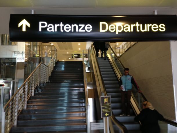 Aeroporto di nuovo al centro dello scontro politico