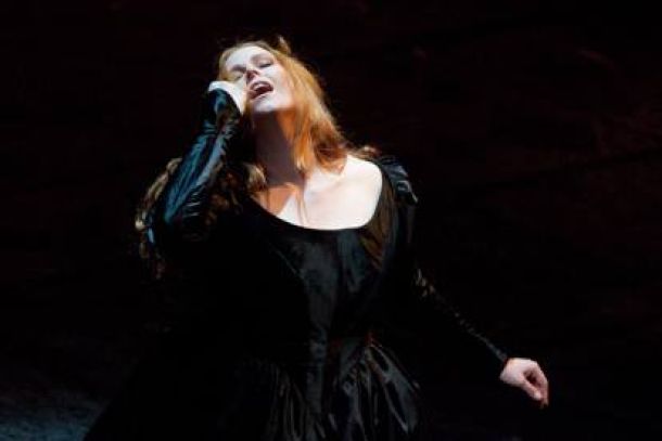 Jessica Pratt in Lucia di Lammermoor - foto Luciano Romano_MGTHUMB-INTERNA