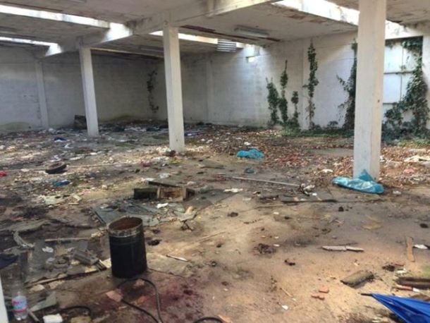 Una discarica nel nulla, qui vivono gli ultimi degli ultimi