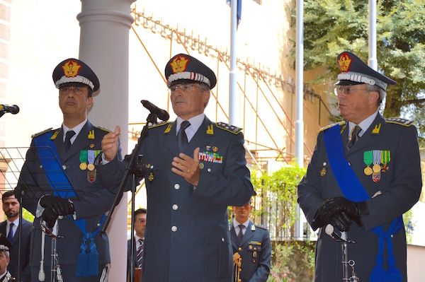 Da sinistra i generali Valente, Capolupo e Zanini
