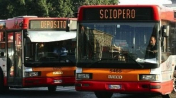 Autobus in sciopero