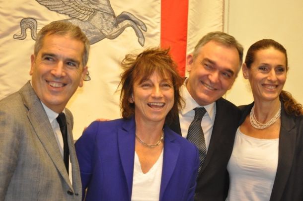 Gianna Nannini, insieme al sindaco di Siena Valenti, al Governatore Rossi e all'assessore Scaletti
