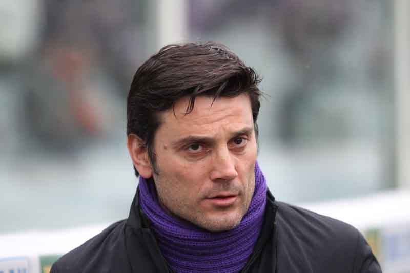 Anche mister Montella si è coperto in Ucraina