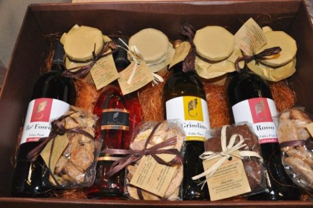 A Natale prevalgono i regali enogastronomici