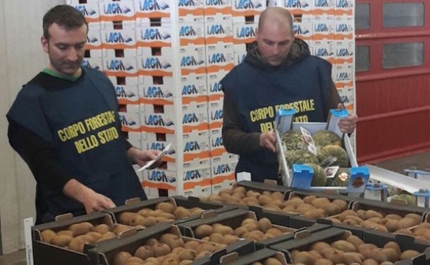 La Forestale è intervenuta: controlli a raffica sui prodotti agricoli in vendita
