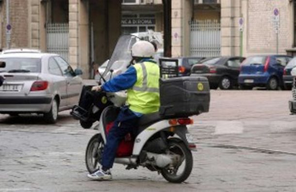 Il postino, un mestiere pericoloso