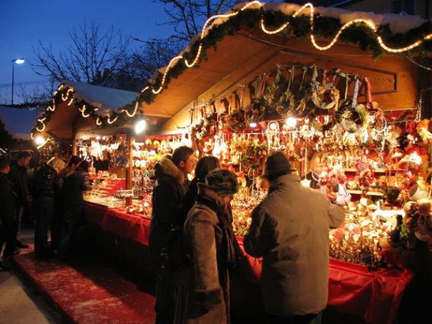 Uno dei tanti mercatini natalizi toscani